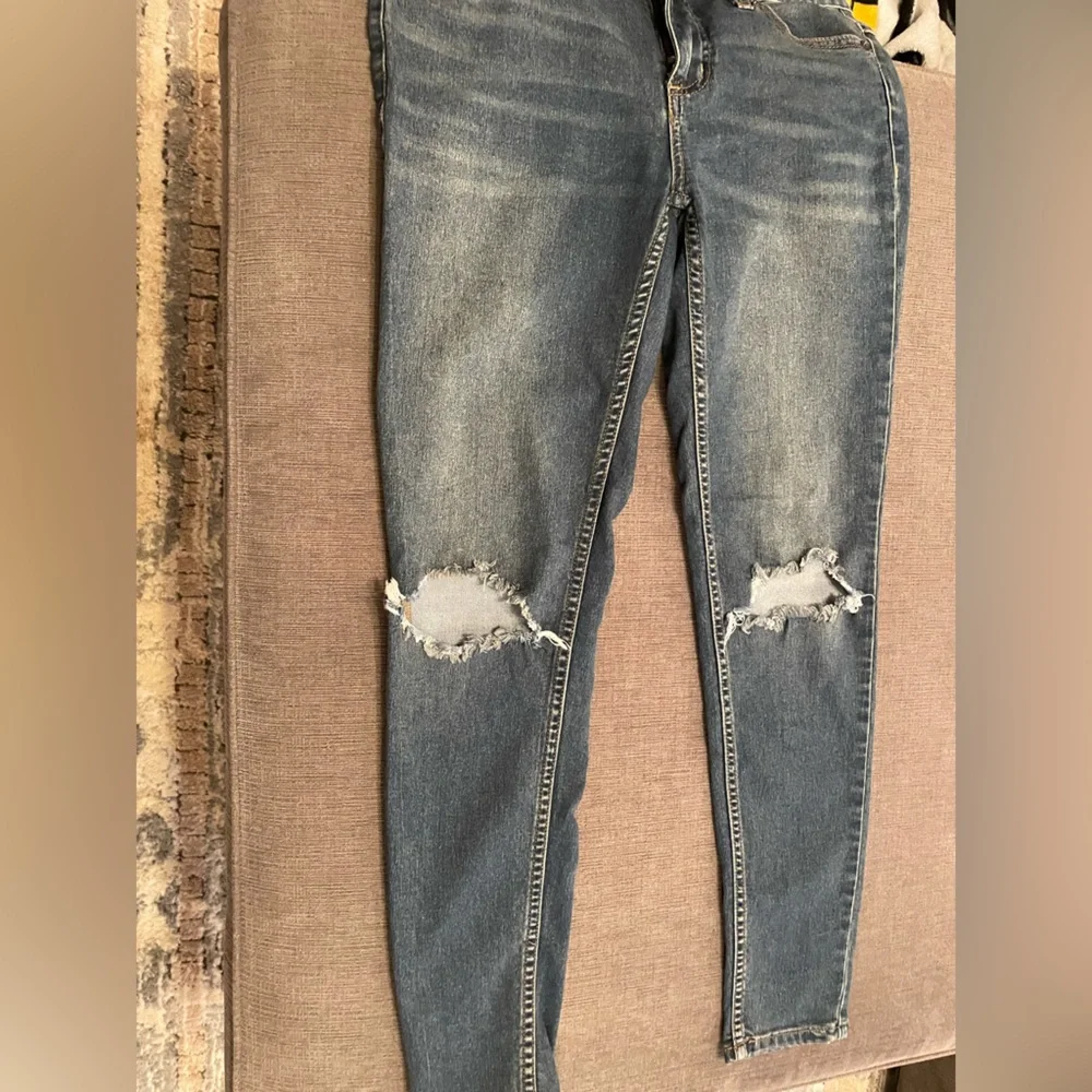 Free People High Rise Skinny Jeans Size 26 - Picture 9 of 9